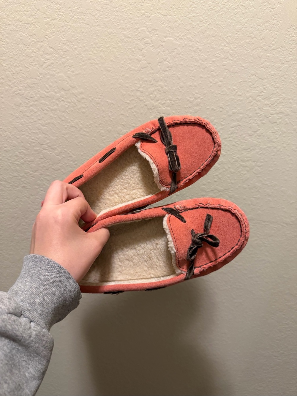 L.L. Bean Coral Pink Suede Moccasin Slippers with Sherpa Lining